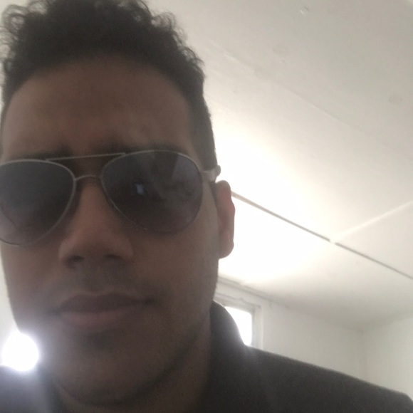 Meet your Posher, Jorge - Picture 1 of 1